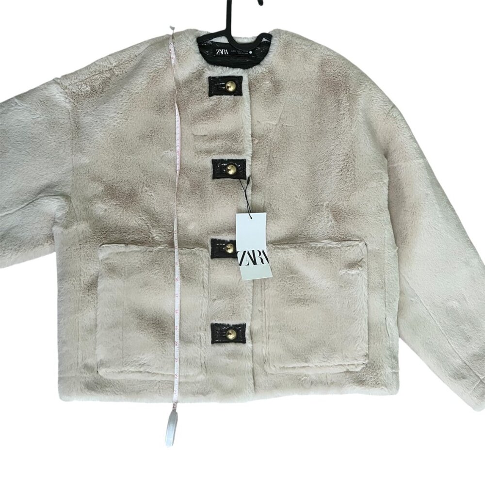 Zara Faux Fur Jacket ZW Collection – Ecru – Size Small – Metal Button Closure - Picture 5 of 8